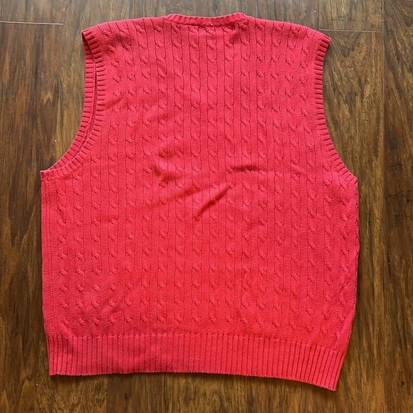 Men’s Red Cable Knit Oscar de la Renta Sweater Vest - Picture 3 of 3